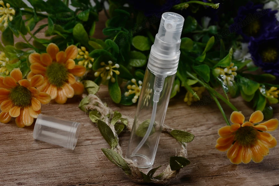 Staklena bočica za parfeme 5mL sa sprejom i plastičnim zatvaračem - 6 kom-grupa_slika