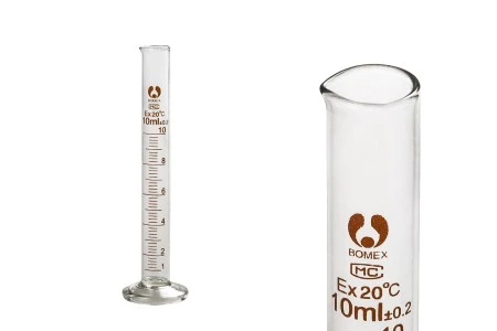 Staklena menzura 10mL-1