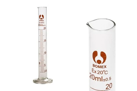 Staklena menzura 20mL-1