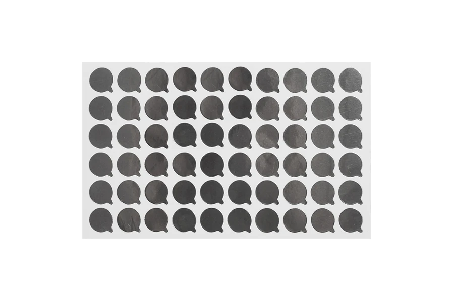 Srebrna samolepljiva aluminijumska zaptivka 15mm - 60 kom Srebrna samolepljiva aluminijumska zaptivka 15mm - 60 kom