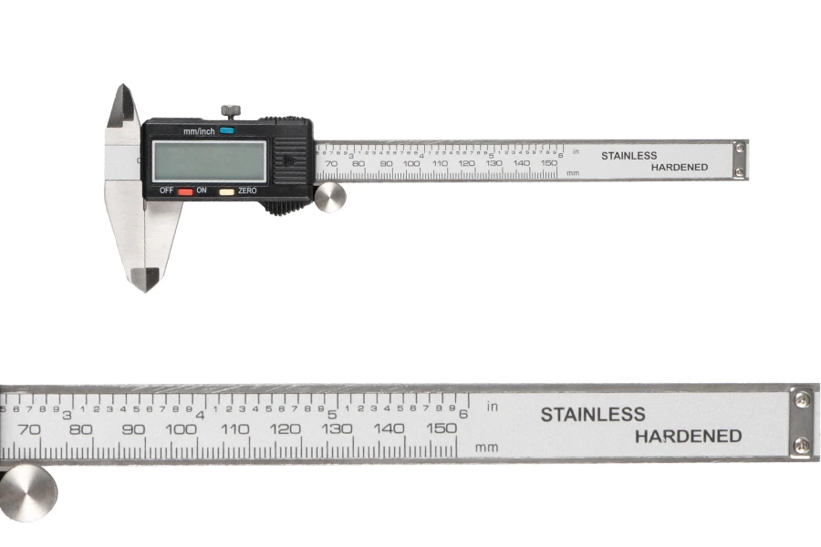 Elektronski digitalni nanometar sa opsegom merenja 150mm Elektronski digitalni nanometar sa opsegom merenja 150mm