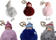 Čupavi privezak u obliku bebe, raznih boja-slika_proizvoda