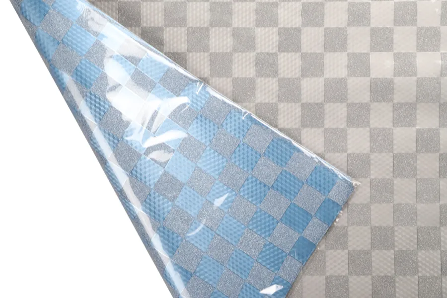 Sjajni celofan za uvijanje 50x70 cm u više boja - 20 kom Sjajni celofan za uvijanje 50x70 cm u više boja - 20 kom