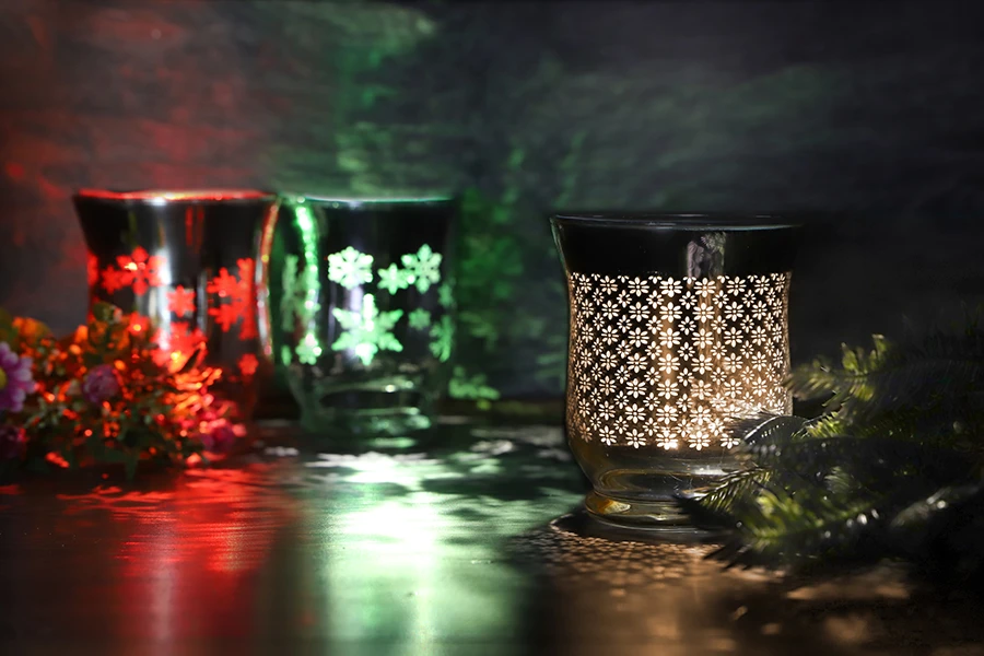 Staklena čašica - svećnjak za svećice, 9x11cm-dimenzije_slike