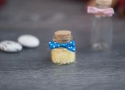 Mašnice sa tufnicama u raznim bojama Mašnice sa tufnicama u raznim bojama