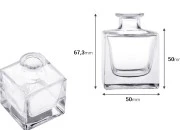 Staklena četvrtasta flašica 60mL, za pića F15.5