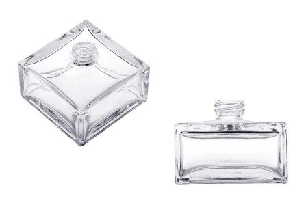 Staklena četvrtasta flašica od 70mL-1