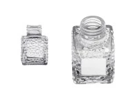 Staklena četvrtasta bočica 50mL (PP 28) sa reljefom, za osveživač prostora