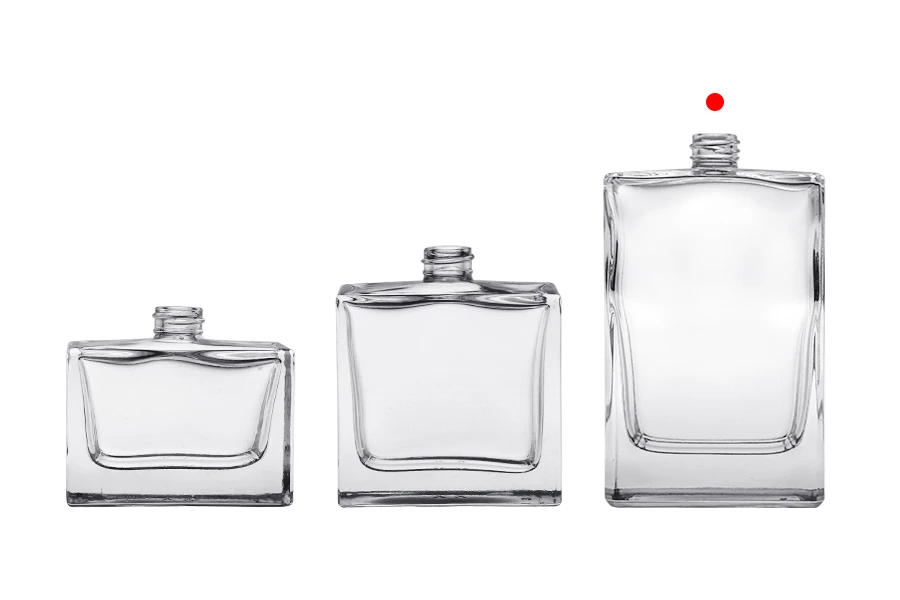 Staklena bočica za parfeme 100mL (15/400) pravougaonog oblika Staklena bočica za parfeme 100mL (15/400) pravougaonog oblika