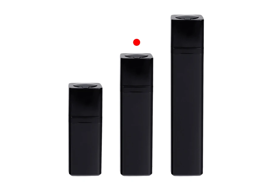 Akrilna Airless bočica 30mL sa pumpicom, u crnoj boji - 5 kom Akrilna Airless bočica 30mL sa pumpicom, u crnoj boji - 5 kom