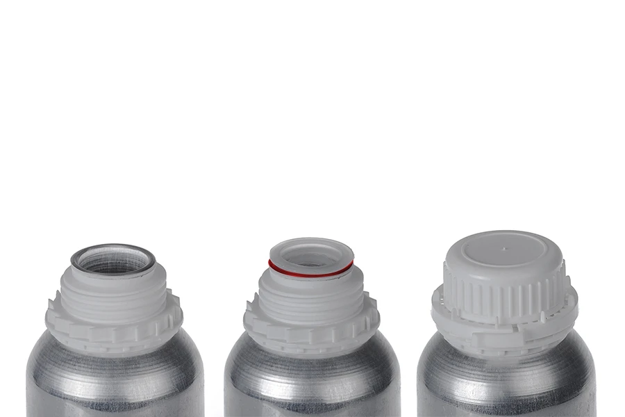 Aluminijumska boca 1000mL, sa plastičnim čepom i navojnim zatvaračem Aluminijumska boca 1000mL, sa plastičnim čepom i navojnim zatvaračem