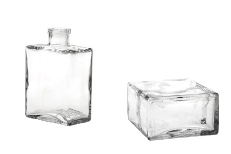 Staklena četvrtasta flaša 200mL-2