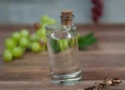 Nagnuta staklena flaša 200mL Nagnuta staklena flaša 200mL