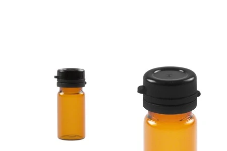 Braon staklena bočica 5mL sa crnim plastičnim zatvaračem sa sigurnosnim zatvaranjem-1