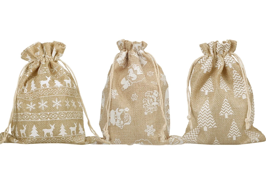 Božićna platnena vrećica 170x230 mm u različitim dezenima - 50 kom-slika_proizvoda