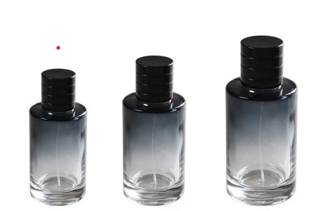 Staklena bočica 30mL sa zlatnim ili srebrnim sprejom i crnim zatvaračem (PP 15)-3