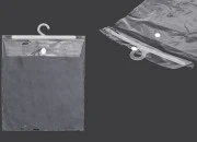 Plastične kese 22x31cm sa vešalicom - 50 kom Plastične kese 22x31cm sa vešalicom - 50 kom