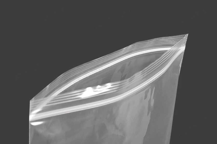 Plastična kesica 220x320mm, providna i sa belim zip zatvaračem - 100 kom-grupa_slika