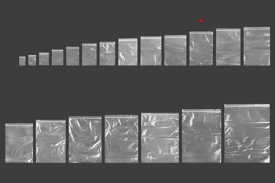 Plastična kesica 150x220mm, providna i sa belim zip zatvaračem - 100 kom Plastična kesica 150x220mm, providna i sa belim zip zatvaračem - 100 kom