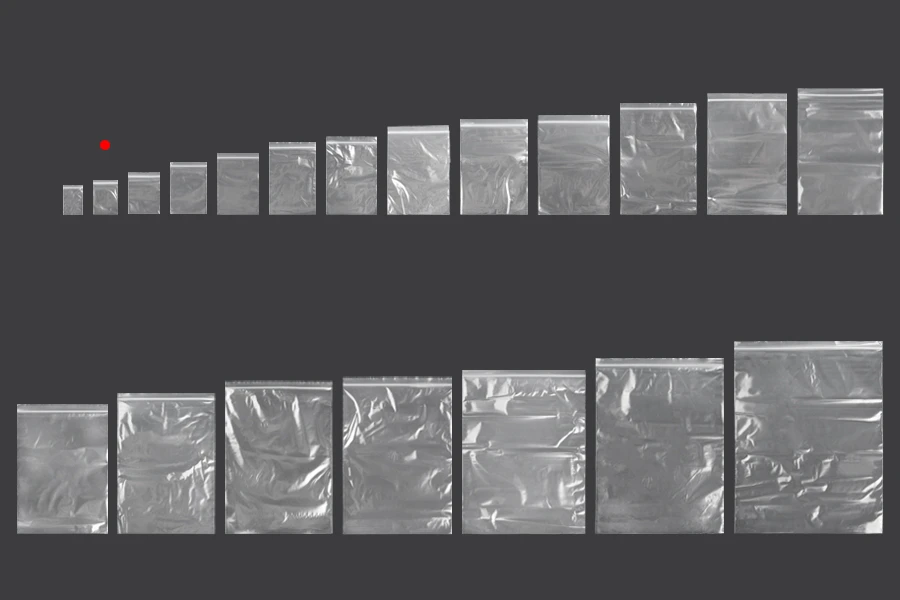 Plastična kesica 50x70mm, providna i sa belim zip zatvaračem - 500 kom Plastična kesica 50x70mm, providna i sa belim zip zatvaračem - 500 kom