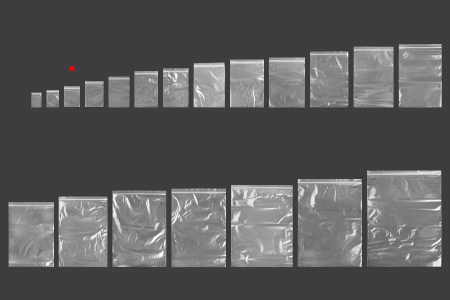 Plastična kesica 60x80mm, providna i sa belim zip zatvaračem - 500 kom Plastična kesica 60x80mm, providna i sa belim zip zatvaračem - 500 kom