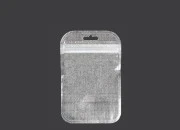 Kesica 85x130mm sa zip zatvaranjem, srebrnom non woven zadnjom i providnom prednjom stranom i sa Eurohole otvorom - 100 kom Kesica 85x130mm sa zip zatvaranjem, srebrnom non woven zadnjom i providnom prednjom stranom i sa Eurohole otvorom - 100 kom
