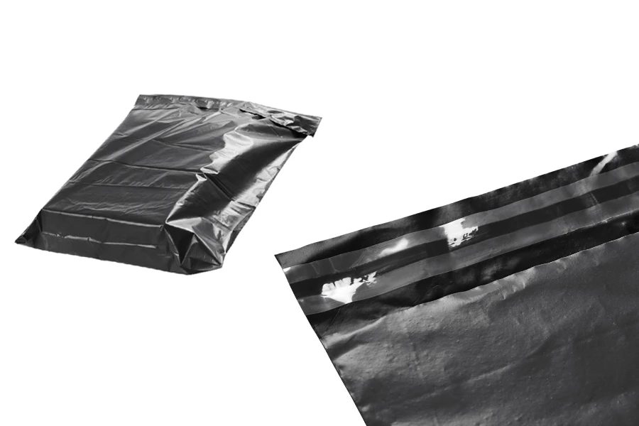 Crna plastična kesa 380x520mm sa samolepljivim zatvaranjem, za slanje poštom - 100 kom