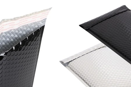 Koverta sa pucketavom folijom 18x28cm u sjajnoj crnoj ili srebrnoj boji - 10 kom-dimenzije_slike