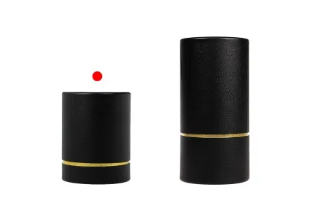 Cilindrična crna kartonska kutijica sa zlatnim detaljem 100x75mm za bočice-6