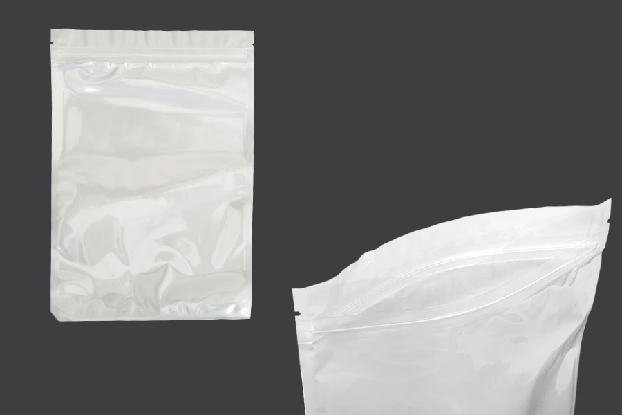 Plastična zip kesica 180x260mm sa belom zadnjom i providnom prednjom stranom - 100 kom Plastična zip kesica 180x260mm sa belom zadnjom i providnom prednjom stranom - 100 kom