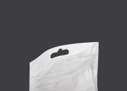 Plastična zip kesica 90x140mm sa belom zadnjom i providnom prednjom stranom i rupom za kačenje - 100 kom Plastična zip kesica 90x140mm sa belom zadnjom i providnom prednjom stranom i rupom za kačenje - 100 kom