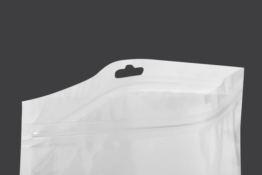 Plastična zip kesica 220x300mm sa belom zadnjom i providnom prednjom stranom i Eurohole otvorom - 100 kom