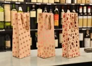 Božićna papirna kraft kesa za flašu vina 120x90x360 mm - 12 kom Božićna papirna kraft kesa za flašu vina 120x90x360 mm - 12 kom