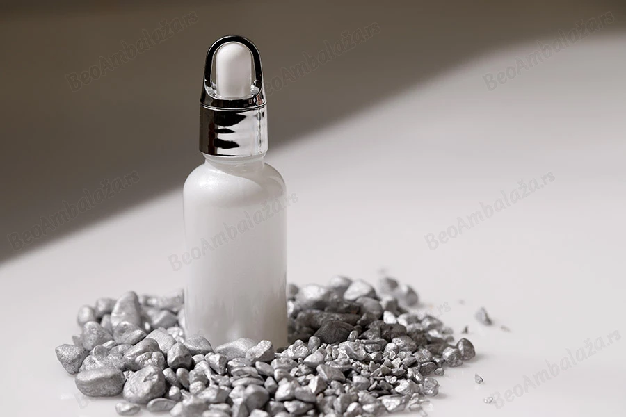 Staklena biserno bela bočica za etarska ulja 30mL, sa grlom PP18 - bez zatvarača-grupa_slika