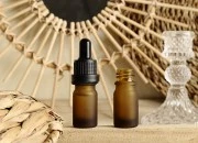 Staklena bočica od 5mL za etarska ulja PP18, od karamel braon peskiranog stakla Staklena bočica od 5mL za etarska ulja PP18, od karamel braon peskiranog stakla