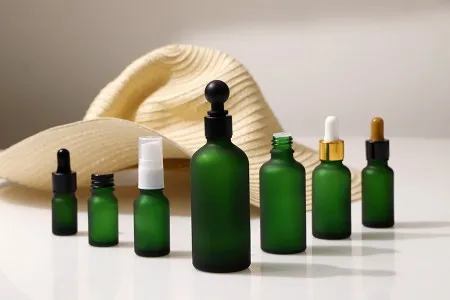 Zelena staklena bočica od peskiranog stakla za etarska ulja 20mL, sa grlom PP18 - bez zatvarača-6