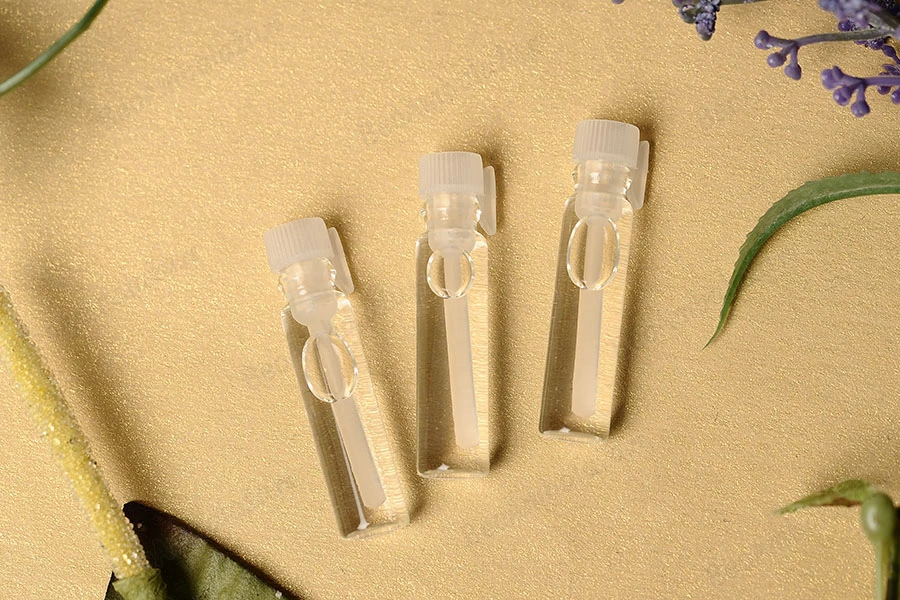 Staklena bočica, tester za parfeme 1mL-grupa_slika