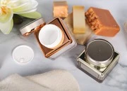 Luksuzna akrilna kutijica za kreme 30mL, sa duplim dnom, zaptivkom u zatvaraču i plastičnim međupoklopcem Luksuzna akrilna kutijica za kreme 30mL, sa duplim dnom, zaptivkom u zatvaraču i plastičnim međupoklopcem