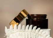 Plastični zatvarač sa aluminijumskim premazom i unutrašnjom zaptivkom, više boja Plastični zatvarač sa aluminijumskim premazom i unutrašnjom zaptivkom, više boja