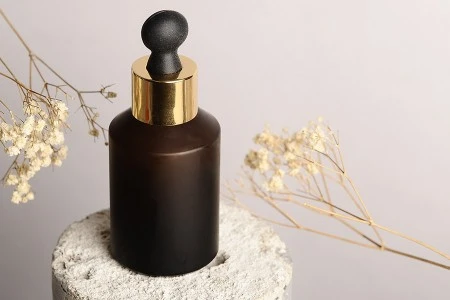 Staklena karamel MAT bočica 60mL PP24-3