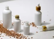 Bela staklena bočica za etarska ulja 20mL, sa grlom PP18 - bez zatvarača Bela staklena bočica za etarska ulja 20mL, sa grlom PP18 - bez zatvarača