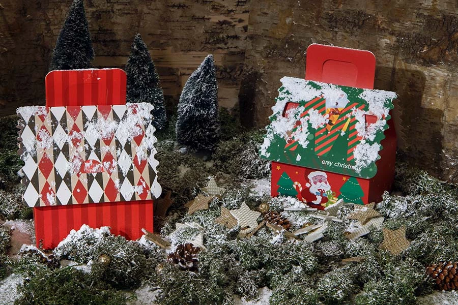 Božićna poklon kutijica sa drškom 120x100x140 mm raznih boja - 25 kom-grupa_slika