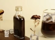 Staklena flašica 100mL u obliku pljoske Staklena flašica 100mL u obliku pljoske-grupa_slika