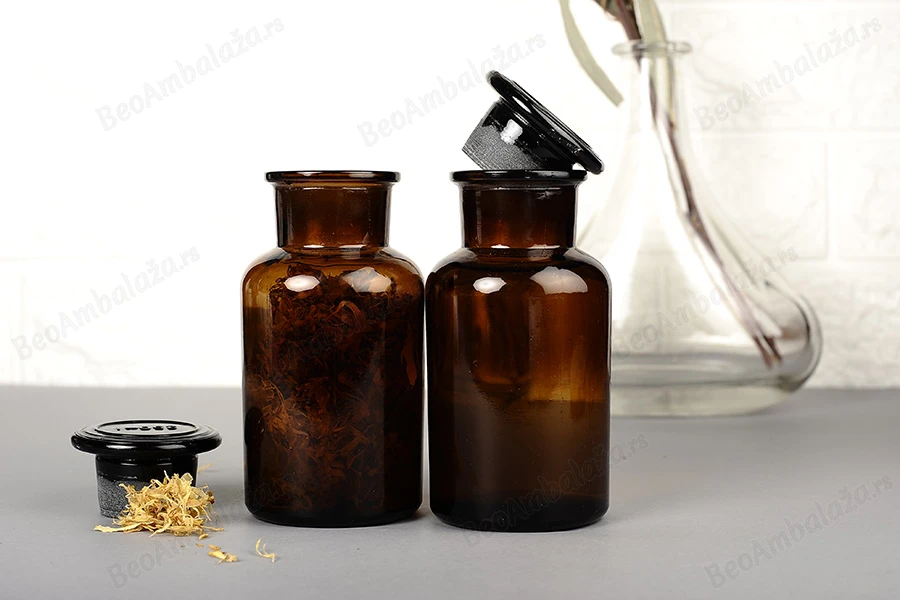 Farmaceutska staklena flašica 250mL, smeđe boje sa staklenim zatvaračem-dimenzije_slike