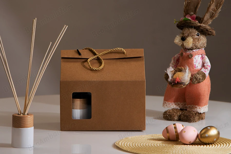 Kutija - paket za pakovanje 220x140x190mm od Kraft papira sa prozorom i ručkom od kanapa - 20 kom-grupa_slika
