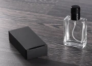 Providna staklena bočica 30mL sa sprejom i zatvaračem PP15-