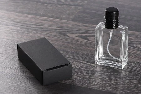 Providna staklena bočica 30mL sa sprejom i zatvaračem PP15-grupa_slika