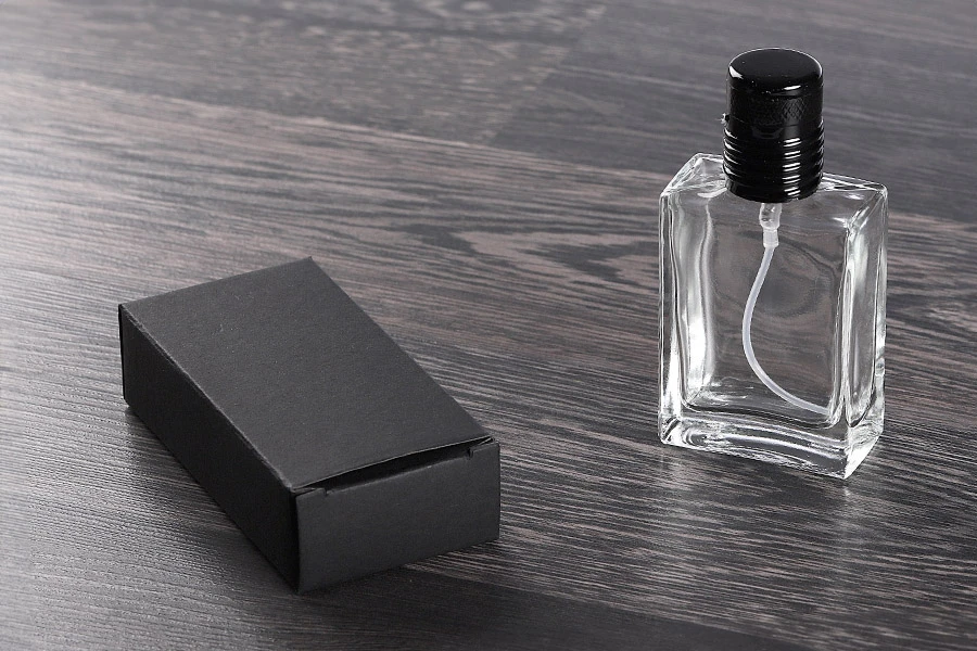 Providna staklena bočica 30mL sa sprejom i zatvaračem PP15-