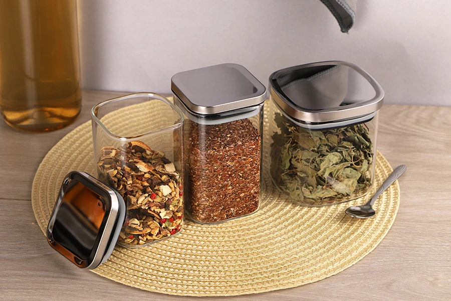 Staklena četvrtasta tegla 350mL, sa plastičnim srebrnim poklopcem i gumicom-grupa_slika