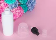 Plastična flašica 100mL sa providnim poklopcem